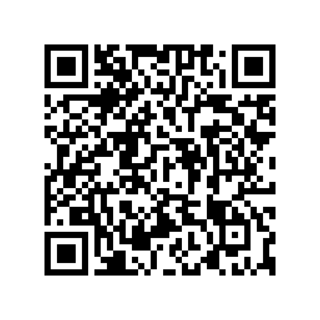 QR code linking to EVcourse on the App Store